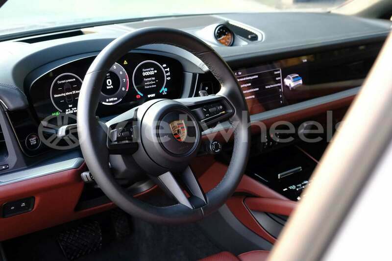 Big with watermark porsche macan lam dong 2 bao loc 46676