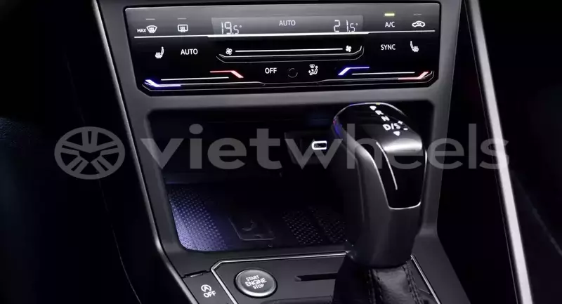 Big with watermark volkswagen polo hanoi saigon 46677