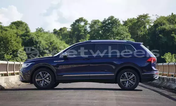 Mua Nhập khẩu Volkswagen Tiguan Xe ô tô Mua Nhập khẩu Volkswagen Tiguan Xe ô tô