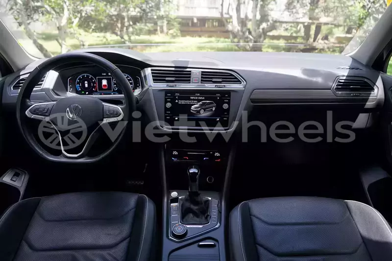 Big with watermark volkswagen tiguan hanoi saigon 46694