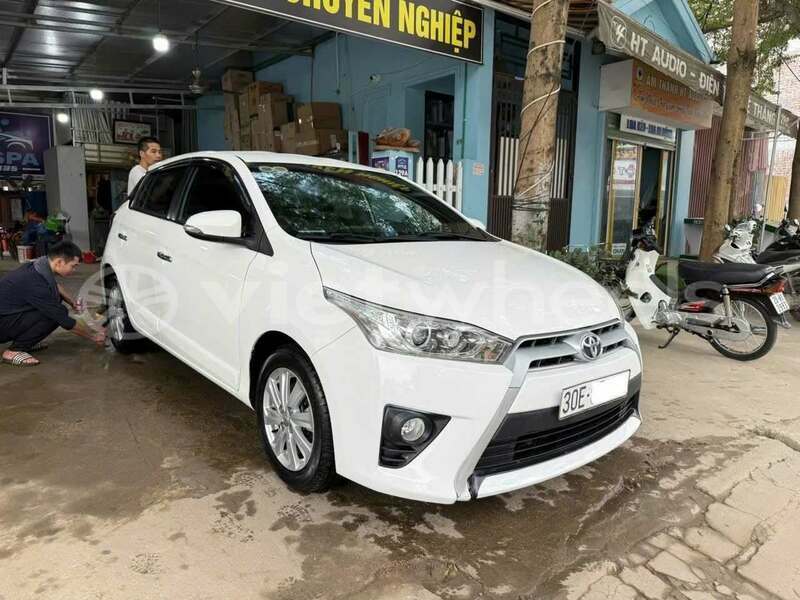 Big with watermark toyota yaris hue an cuu 46710