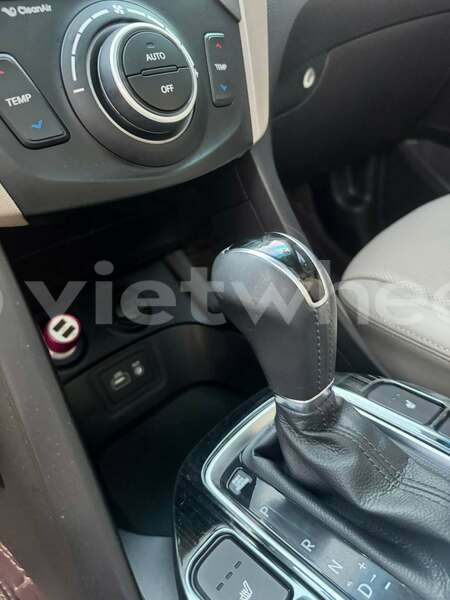 Big with watermark hyundai santa fe hung yen a sao 46716