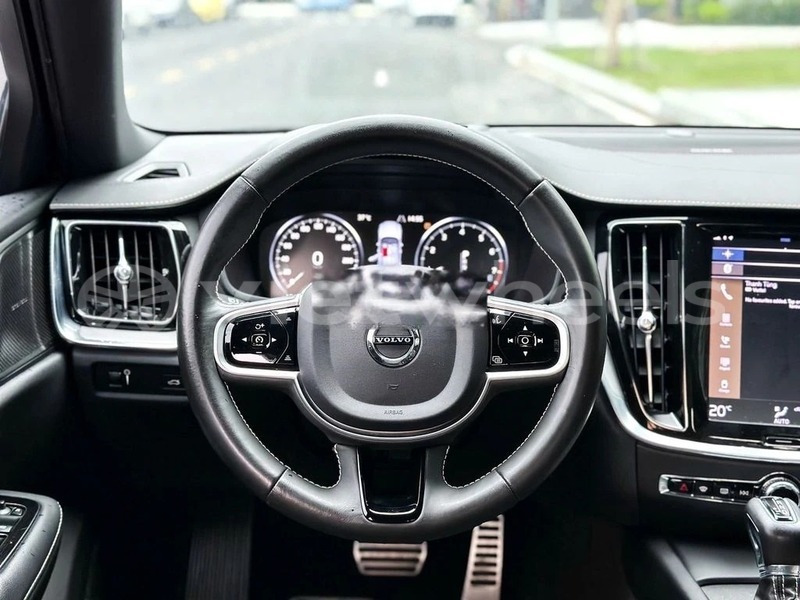 Big with watermark volvo s60 r design hanoi saigon 46721