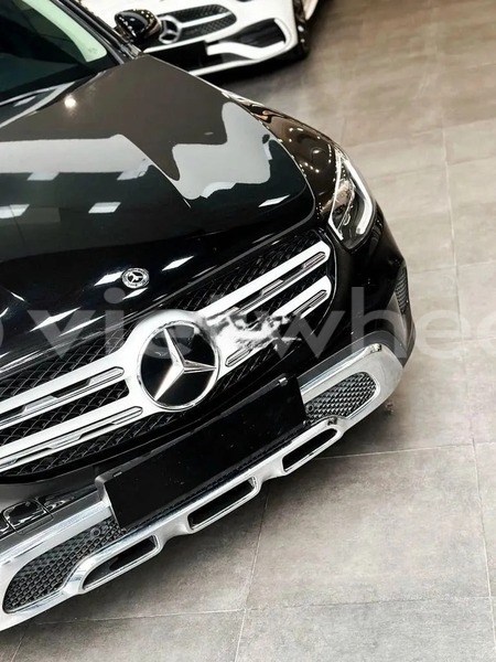 Big with watermark mercedes glc 200 hanoi saigon 46722