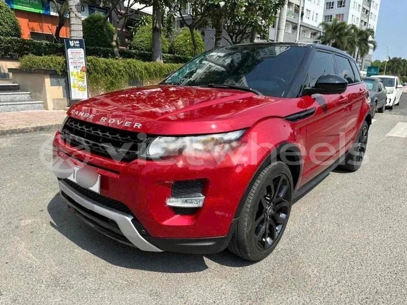 Big with watermark land rover evoque hanoi saigon 46723