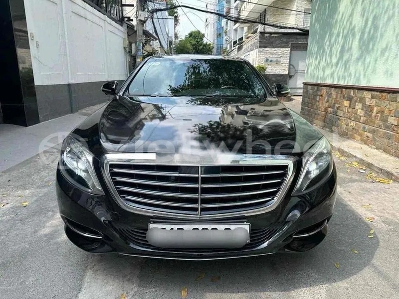 Big with watermark mercedes s500 hanoi saigon 46725