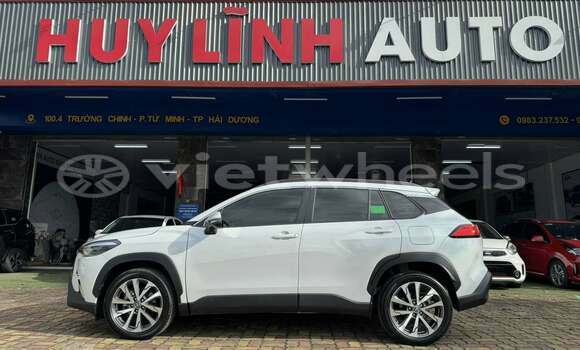 Mua Đã sử dụng Toyota CROSS Xe ô tô Mua Đã sử dụng Toyota CROSS Xe ô tô