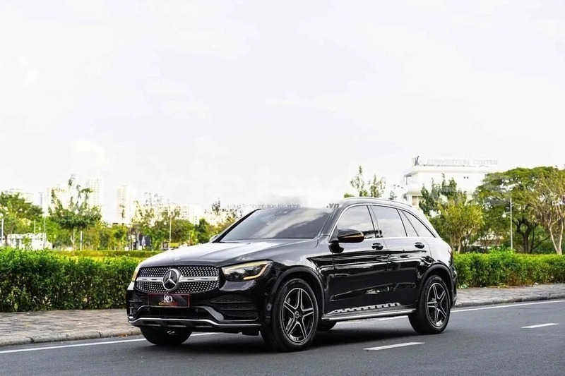 Big with watermark mercedes glc hanoi saigon 46752