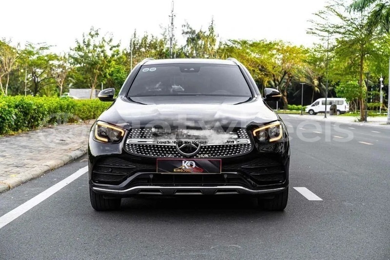Big with watermark mercedes glc hanoi saigon 46752