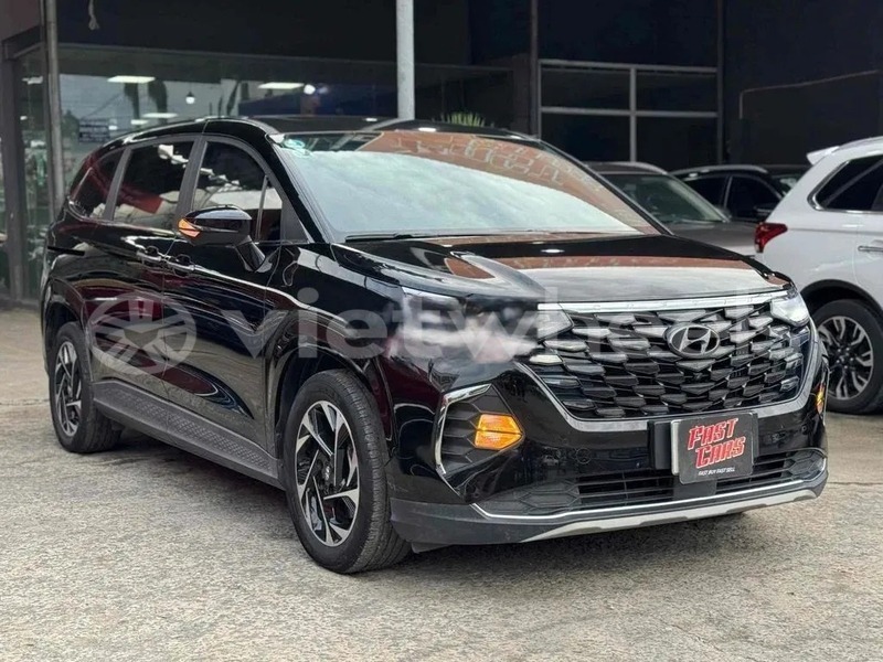 Big with watermark hyundai custin hanoi saigon 46771