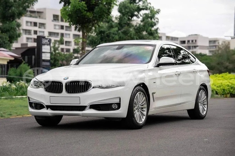Big with watermark bmw 328i hanoi saigon 46774