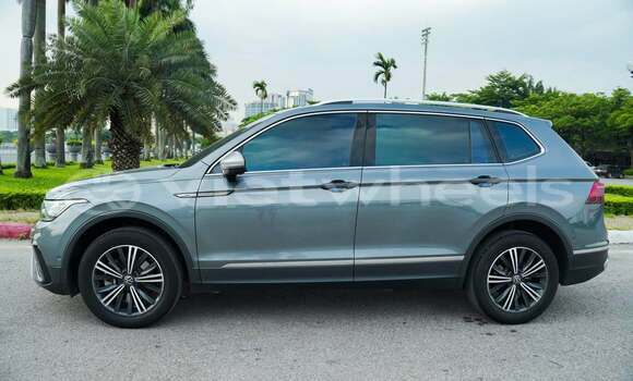 Mua Đã sử dụng Volkwagen TIGUAN Xe ô tô Mua Đã sử dụng Volkwagen TIGUAN Xe ô tô
