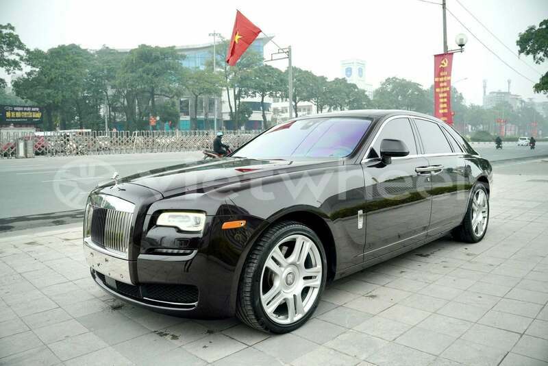 Big with watermark rolls royce ghost ho chi minh 12 46790