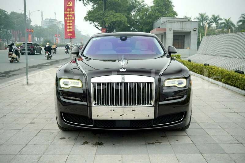 Big with watermark rolls royce ghost ho chi minh 12 46790