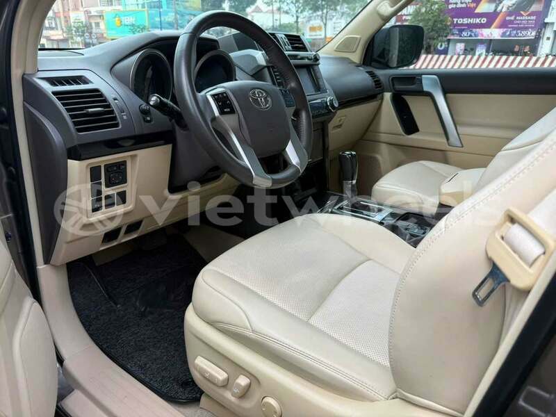 Big with watermark toyota prado hai phong an duong 46794