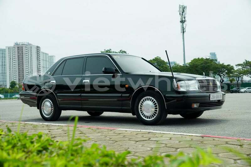 Big with watermark toyota crown an giang an chau 46795