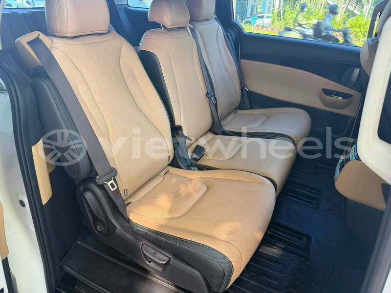 Big with watermark kia carnival quang tri a doi 46799