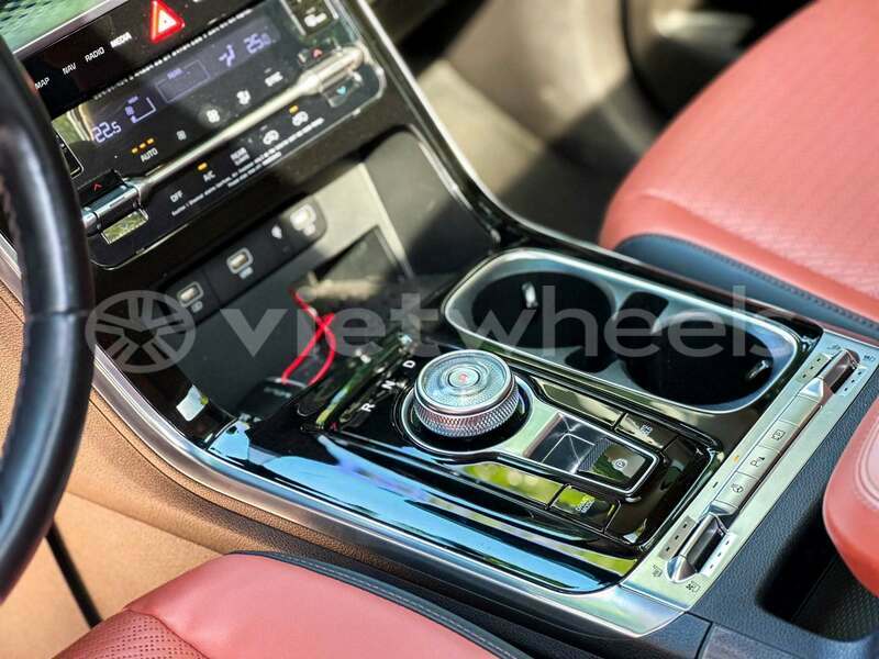 Big with watermark kia carnival lam dong 3 bao loc 46801
