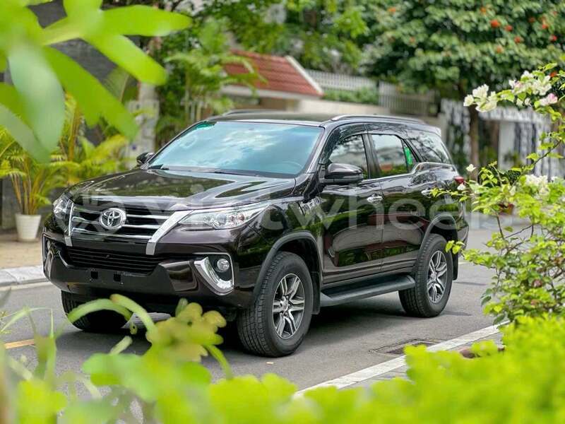 Big with watermark toyota fortuner vinh long an hiep 46802
