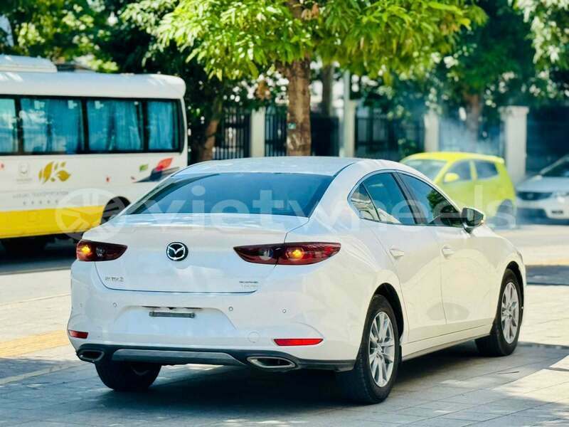 Big with watermark mazda 3 ho chi minh 12 46810