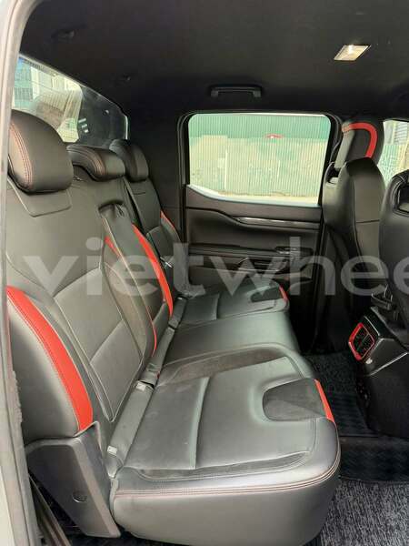 Big with watermark ford raptor hung yen a sao 46827