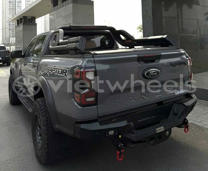 Big with watermark ford raptor hung yen a sao 46827