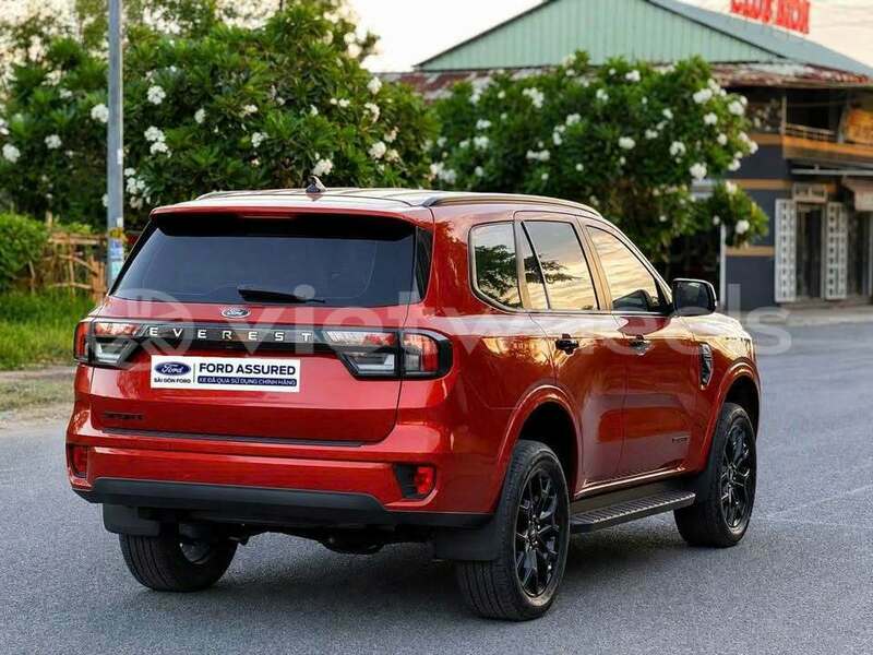 Big with watermark ford everest ho chi minh 12 46834