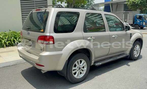 Mua Đã sử dụng Ford Escape Xe ô tô Mua Đã sử dụng Ford Escape Xe ô tô