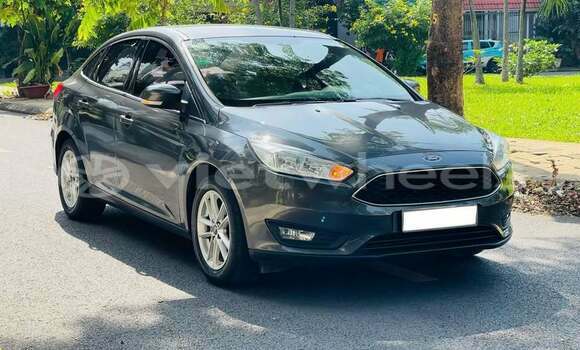 Mua Đã sử dụng Ford Focus Xe ô tô Mua Đã sử dụng Ford Focus Xe ô tô