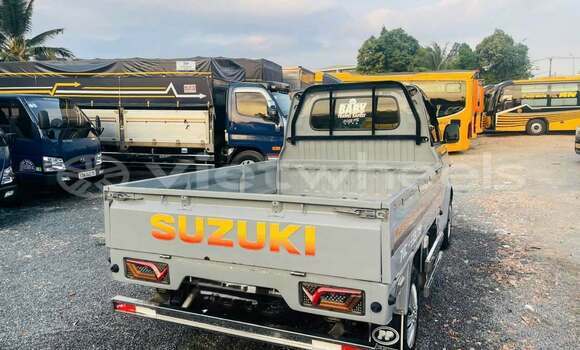 Mua Đã sử dụng Suzuki CULTIS Xe ô tô Mua Đã sử dụng Suzuki CULTIS Xe ô tô