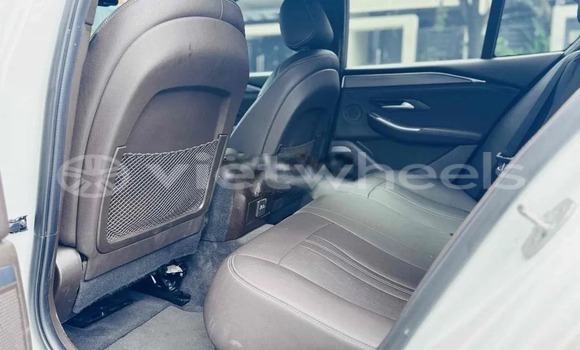 Mua Đã sử dụng VINFAST Luxury A 2.0 Xe ô tô Mua Đã sử dụng VINFAST Luxury A 2.0 Xe ô tô