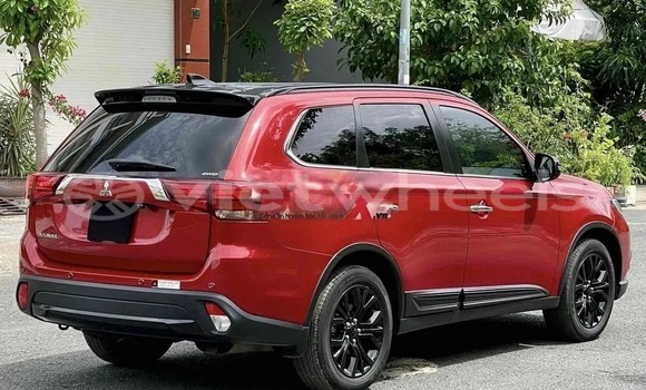 Mua Đã sử dụng Mitsubishi Outlander Xe ô tô Mua Đã sử dụng Mitsubishi Outlander Xe ô tô