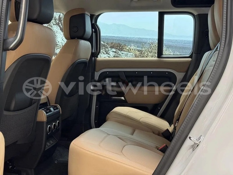 Big with watermark land rover other lan rovers hanoi saigon 46899