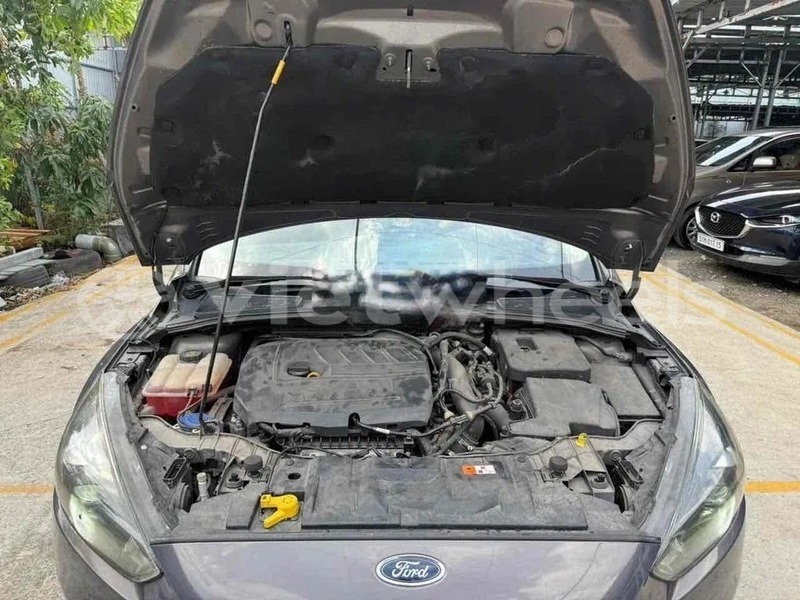 Big with watermark ford focus hanoi saigon 46906