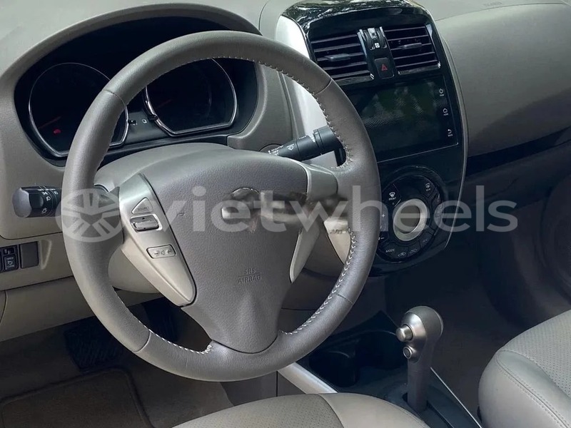 Big with watermark nissan sunny hanoi saigon 46909