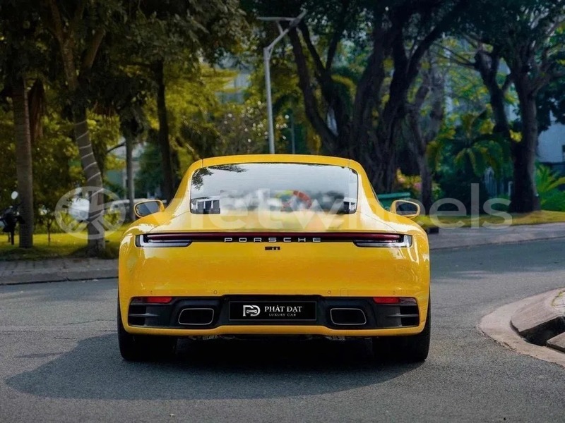 Big with watermark porsche 911 hanoi saigon 46914