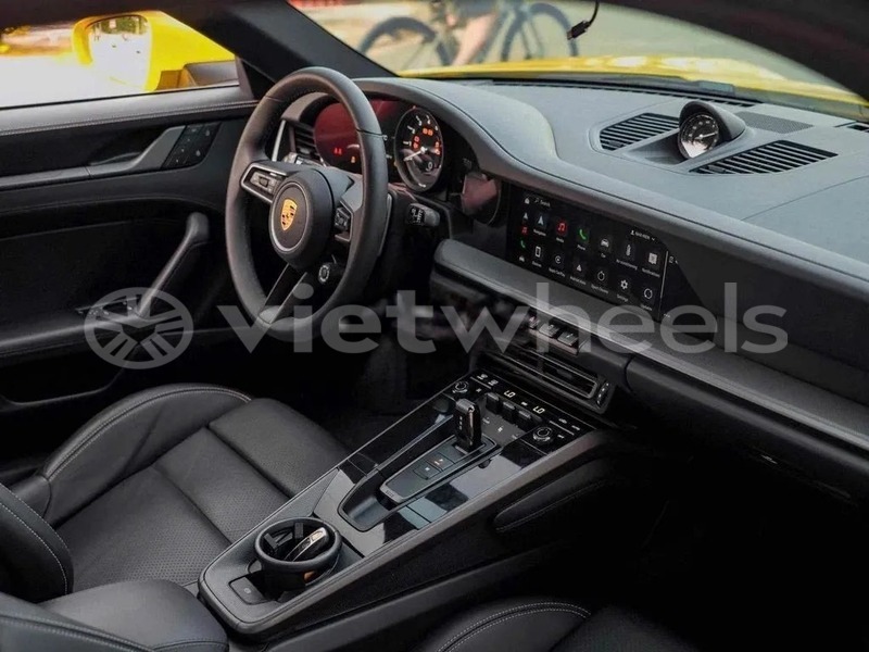Big with watermark porsche 911 hanoi saigon 46914