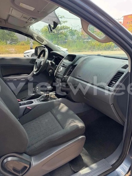 Big with watermark ford ranger xls 2 2l 4x2 at hanoi saigon 46915
