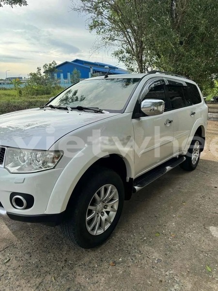 Big with watermark mitsubishi pajero sport hanoi saigon 46916