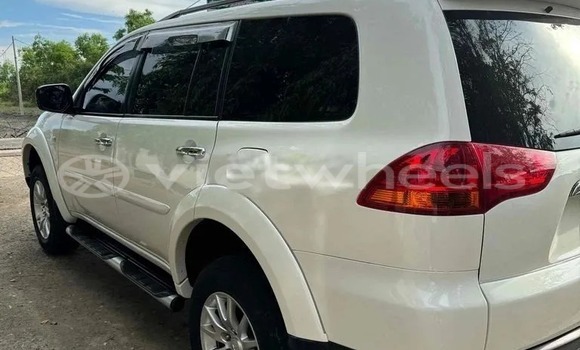 Mua Đã sử dụng Mitsubishi Pajero Sport Xe ô tô Mua Đã sử dụng Mitsubishi Pajero Sport Xe ô tô