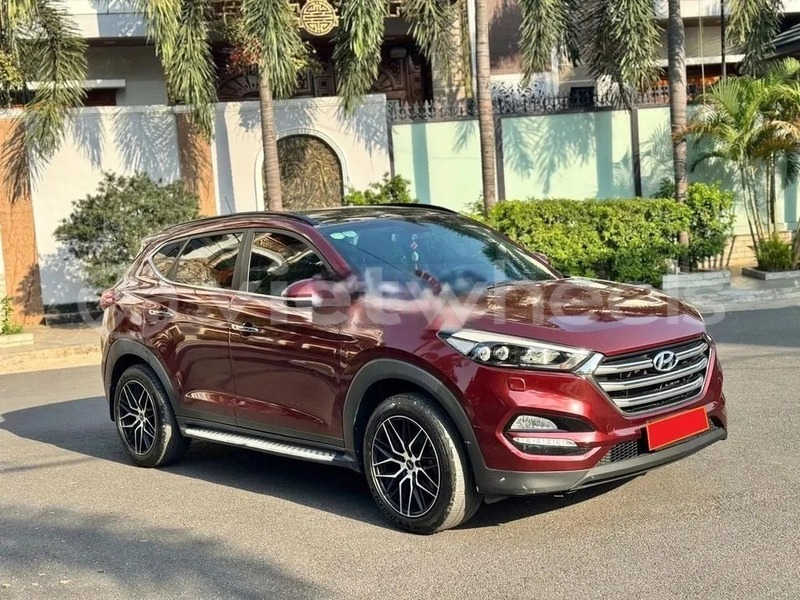 Big with watermark hyundai tucson hanoi saigon 46917