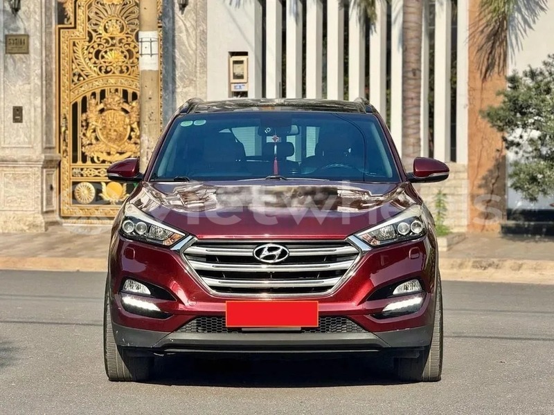 Big with watermark hyundai tucson hanoi saigon 46917