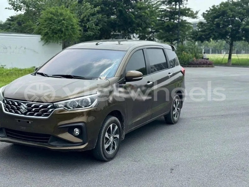 Big with watermark suzuki ertiga hanoi saigon 46918