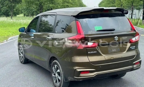 Mua Đã sử dụng Suzuki Ertiga Xe ô tô Mua Đã sử dụng Suzuki Ertiga Xe ô tô
