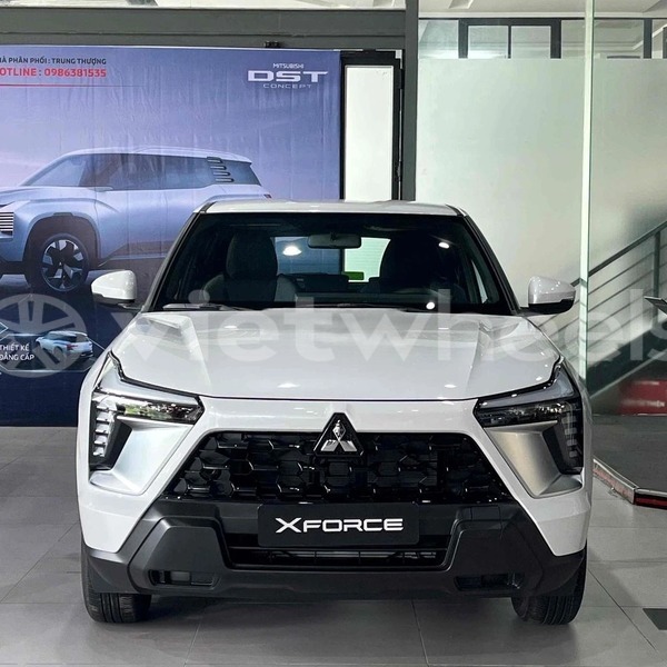 Big with watermark mitsubishi xforce hanoi saigon 46919