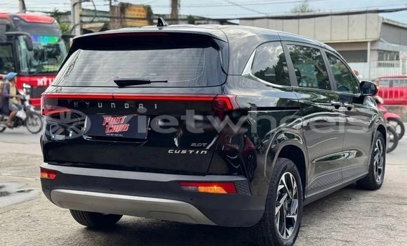 Mua Đã sử dụng Hyundai Custin Xe ô tô Mua Đã sử dụng Hyundai Custin Xe ô tô