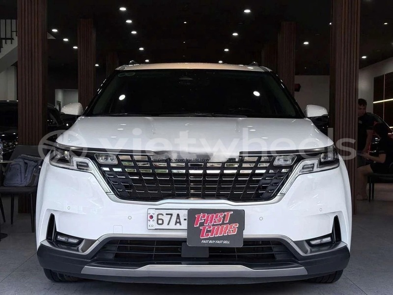 Big with watermark kia carnival hanoi saigon 46922