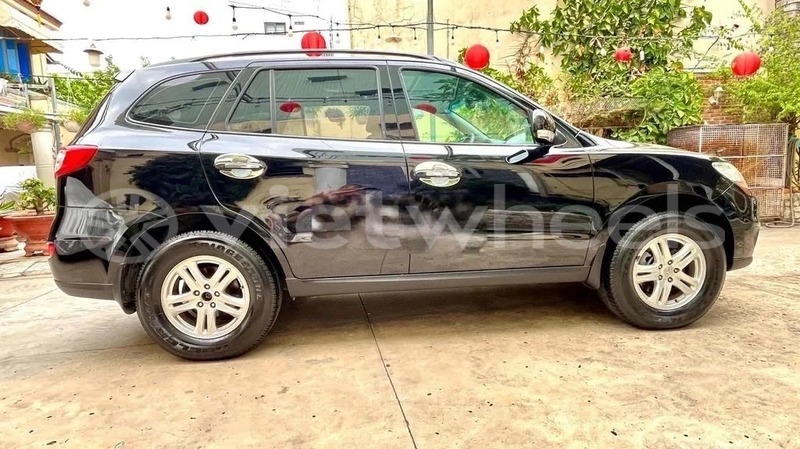 Big with watermark hyundai santa fe hanoi saigon 46929