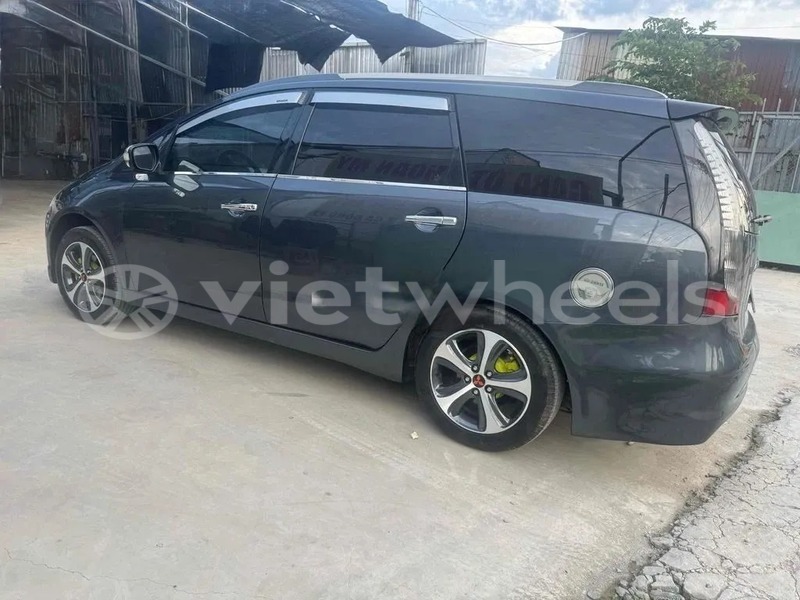 Big with watermark mitsubishi grandis hanoi saigon 46944