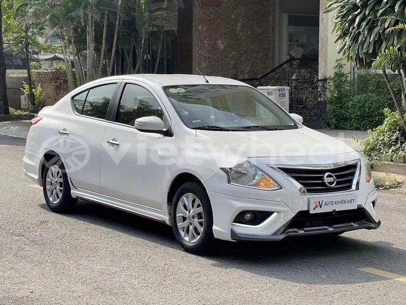 Big with watermark nissan sunny hanoi saigon 46945